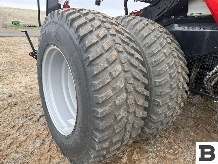 2020-case-ih-8250-image-27