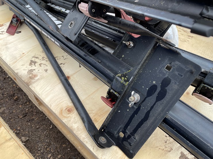 #3058-•-yakima-roof-mounted-bike-rack-image-6