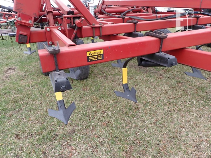 case-ih-4300-image-6