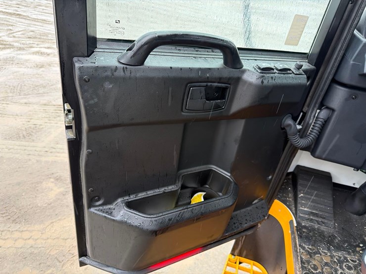 2024-dennis-eagle-proview-image-19