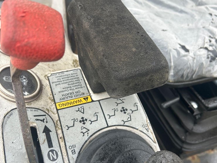 2000-bobcat-334c-image-20