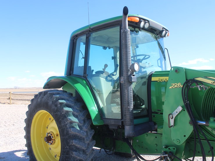2004-john-deere-7320-image-50
