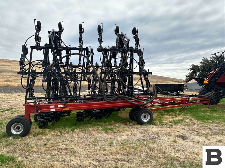 2012-case-800-image-2