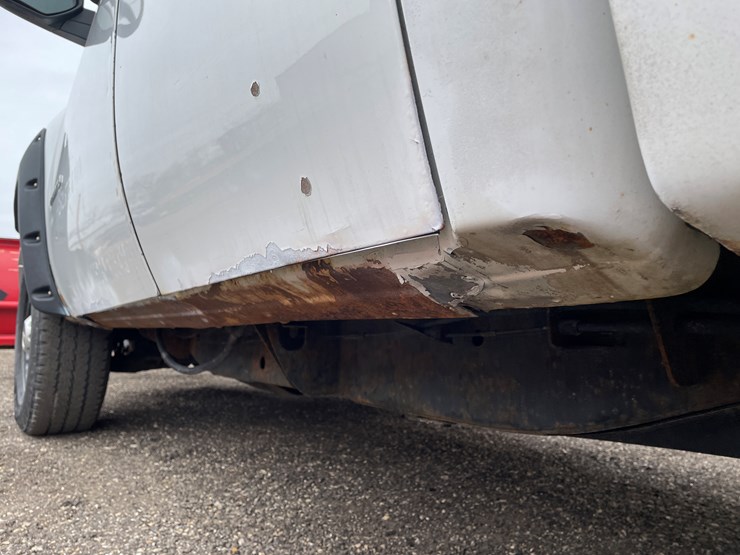 2012-chevrolet-2500hd-image-24