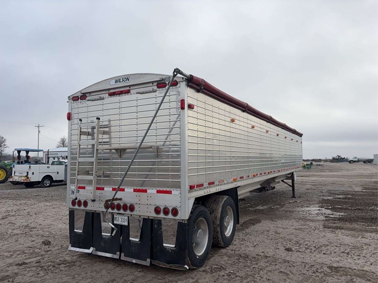 2009-wilson-hopper-bottom-image-6