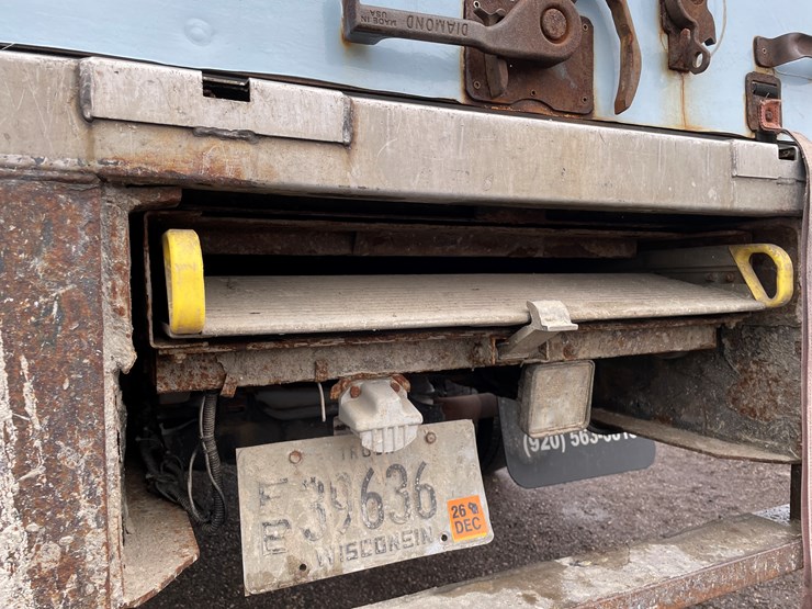 2014-ford-f550-xl-image-25