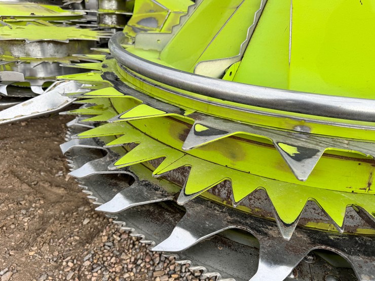 claas-orbis-750-image-4