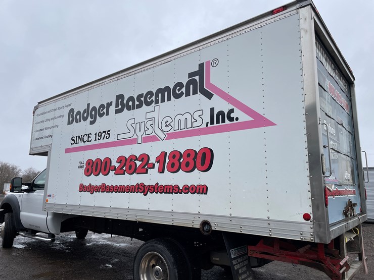 2014-ford-f550-xl-image-23