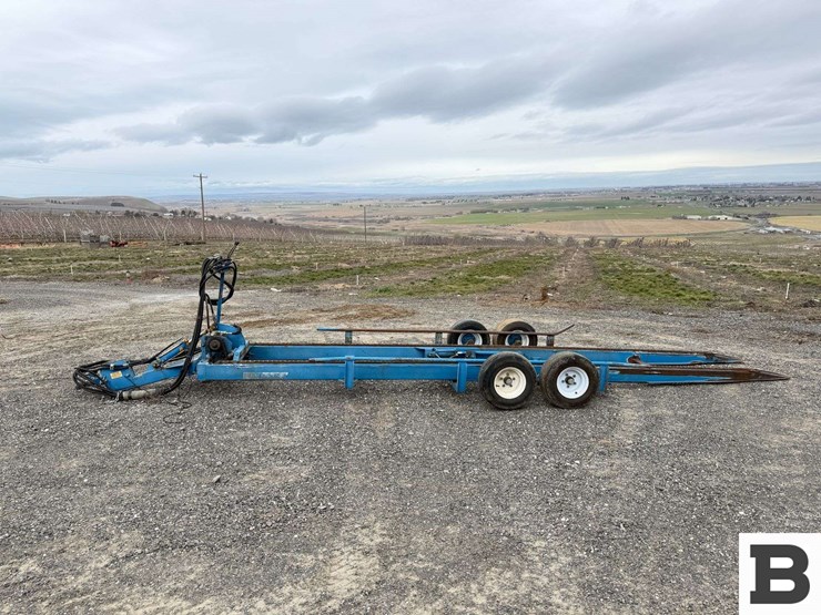 blueline-mfg.-16'-bin-trailer-image-3