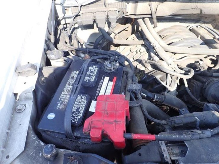 2013-ford-f150-xlt-image-48