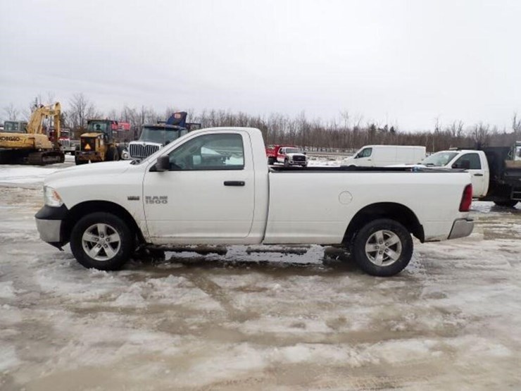 2015-dodge-ram-1500-image-8