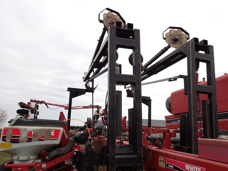 2007-white-8186-image-4