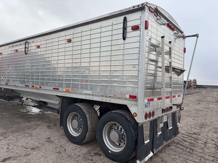 2009-wilson-hopper-bottom-image-8