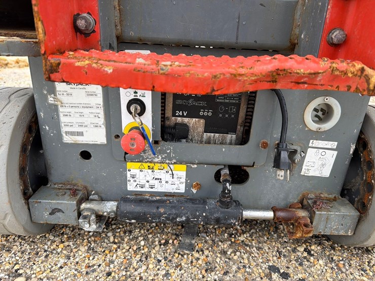 2016-skyjack-sjiii3219-image-6