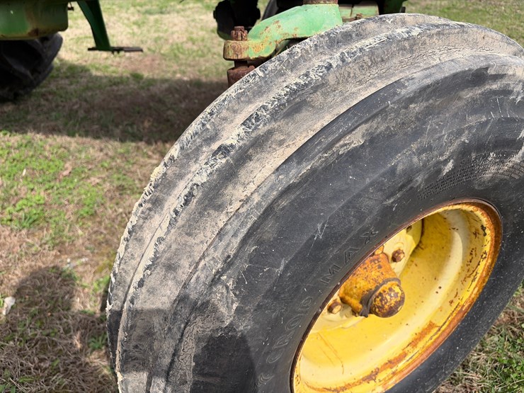 john-deere-4040-image-6