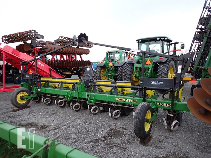 john-deere-1730-image-2