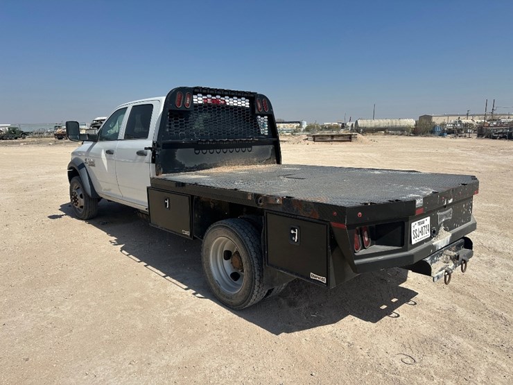 2018-dodge-ram-5500-image-7