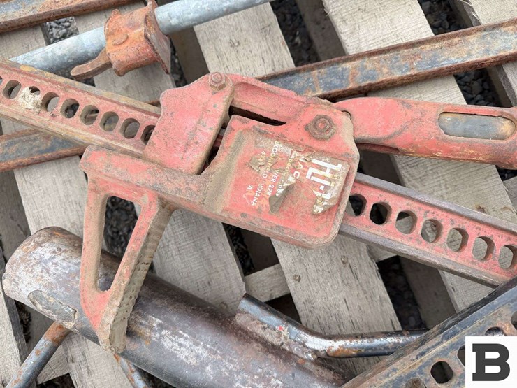 hi-lift-jacks,-grease-guns,-post-pounders,-misc.-tools-image-8