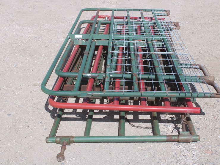 #2096-•-assortment-of-gates-image-1