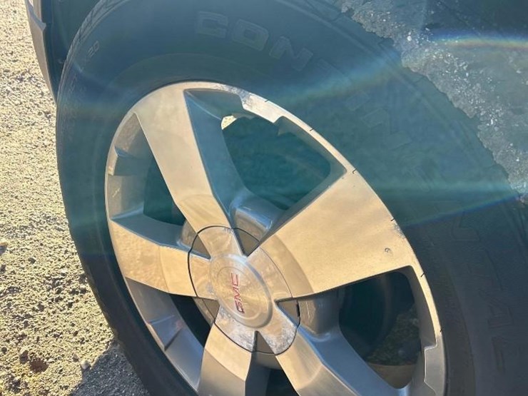 2012-gmc-acadia-slt-image-37