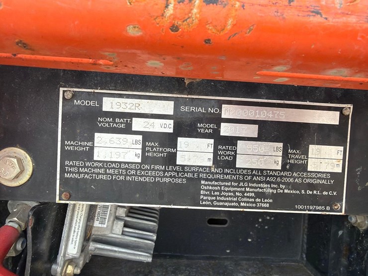 2017-jlg-1932r-image-8