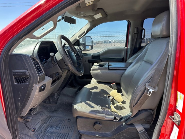 2018-ford-f350-image-10