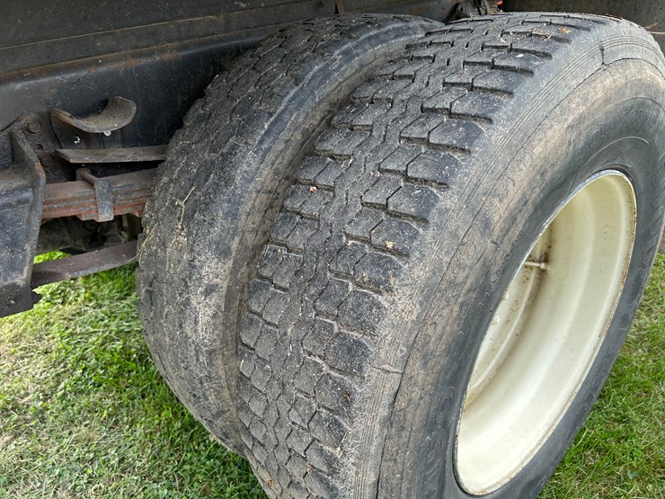 1992-case-ih-4700-image-4