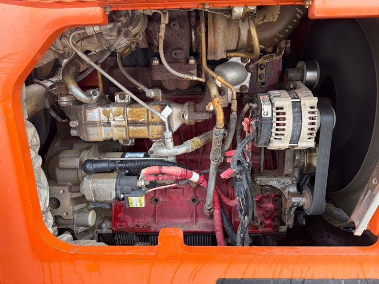 2017-sky-trak-6042-image-10