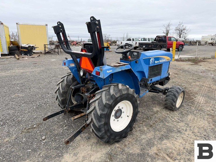 new-holland-t1520-image-6