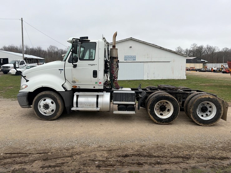 2012-international-prostar-image-1