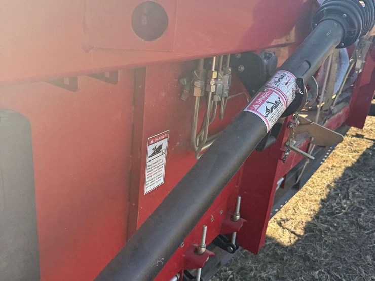 2011-case-ih-3020-image-13