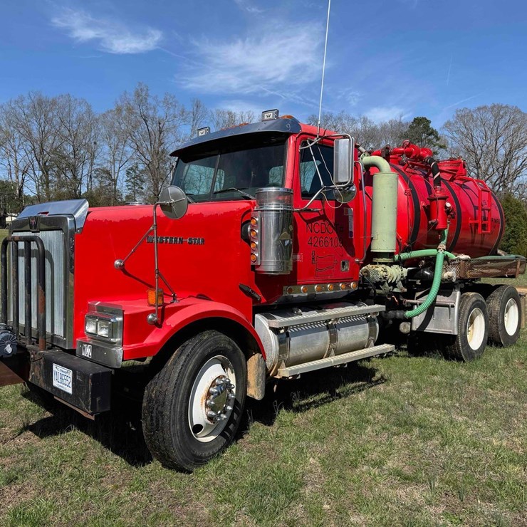 2007 WESTERN STAR 4900FA