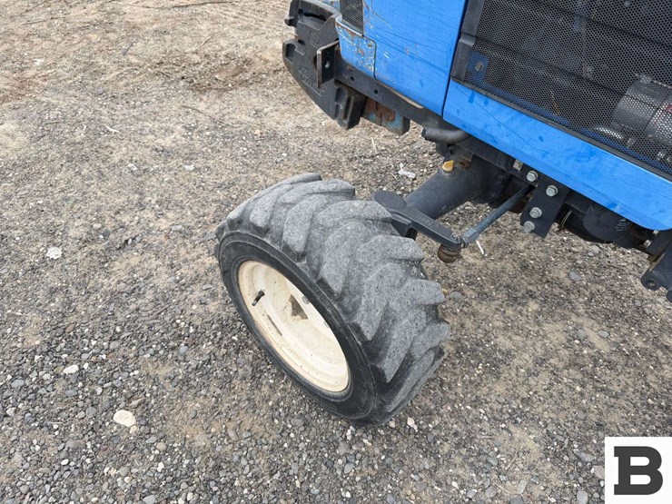 new-holland-t1520-image-13