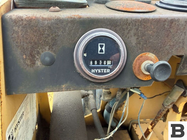 hyster-50-forklift-image-32