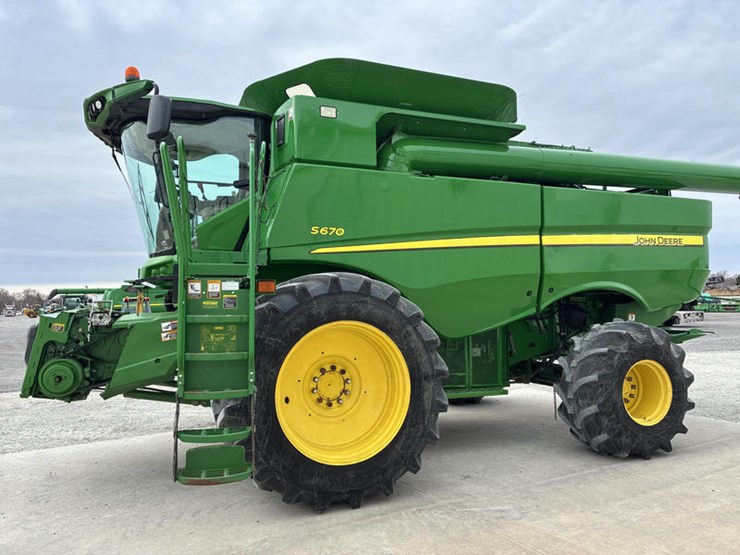 2014-john-deere-s670-image-8