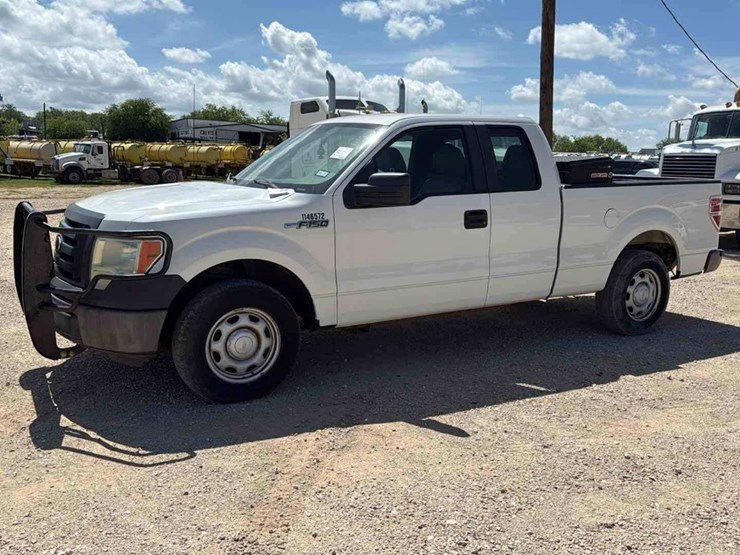 2011-ford-f150-image-1