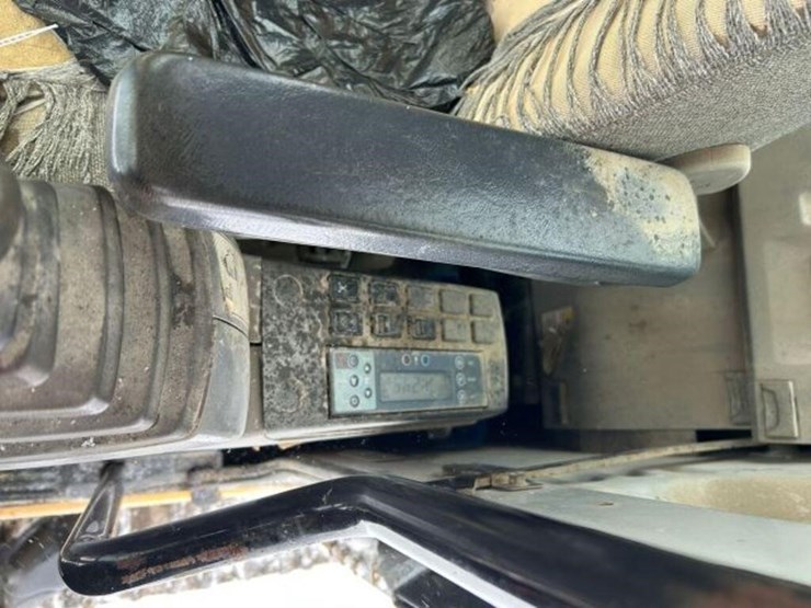 2000-kobelco-sk210-lc-image-19