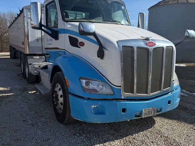 2016-peterbilt-579-image-6
