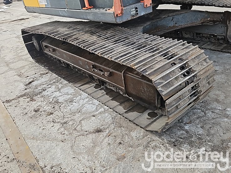 2020-volvo-ec200el-image-14