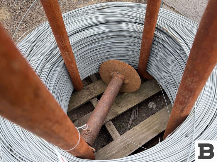 roll-of-orchard-trellis-wire-image-5