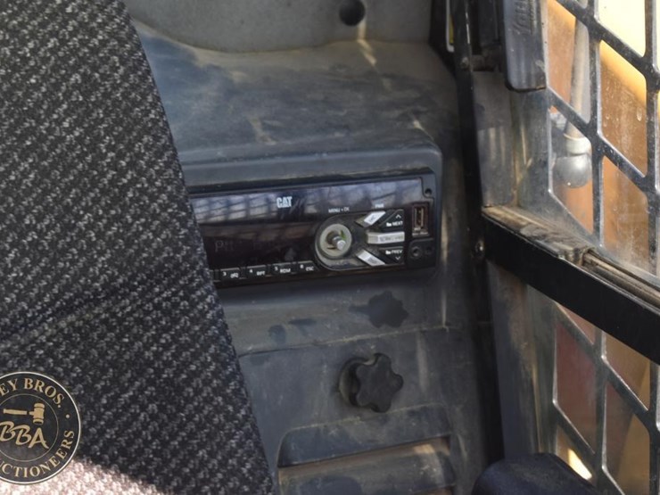 2017-caterpillar-289d-image-47