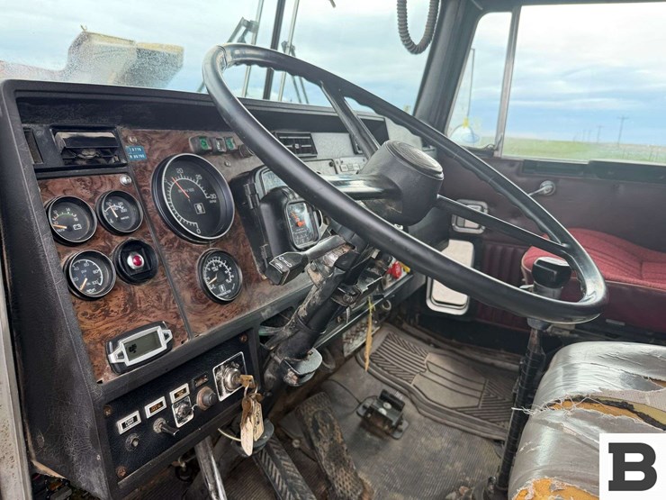 1987-kenworth-t600-image-53