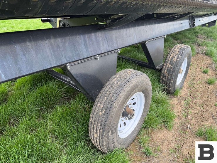 2023-mac-don-fd240-image-49