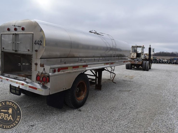 1975-tanker-trailers-43258-image-8