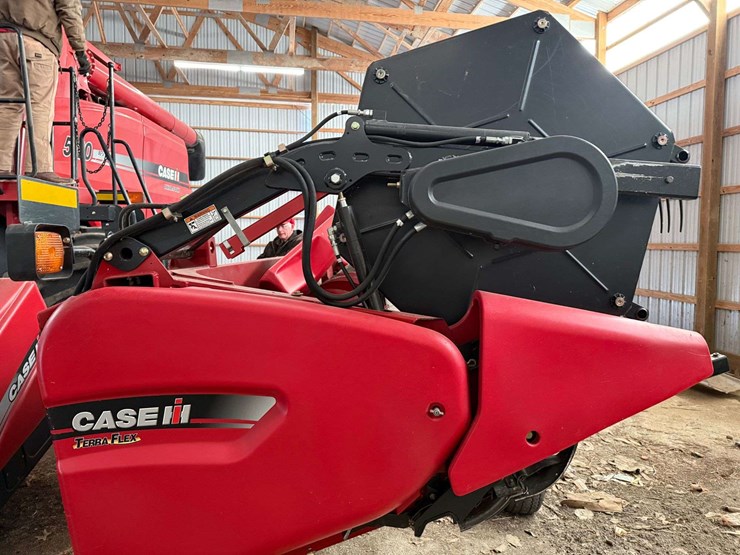 2011-case-ih-3020-image-6