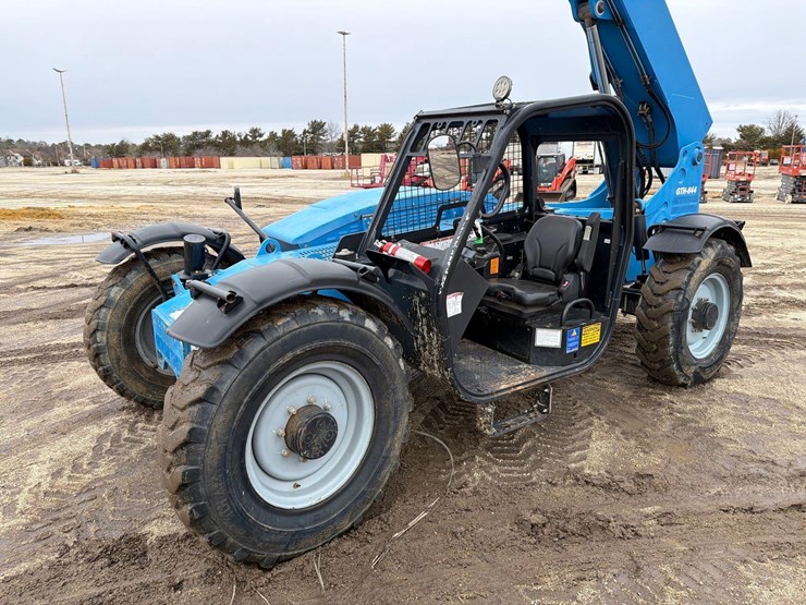 2016-genie-gth844-image-2