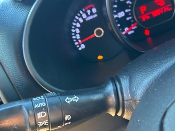 2019-kia-soul-4dr-hatchback-image-9