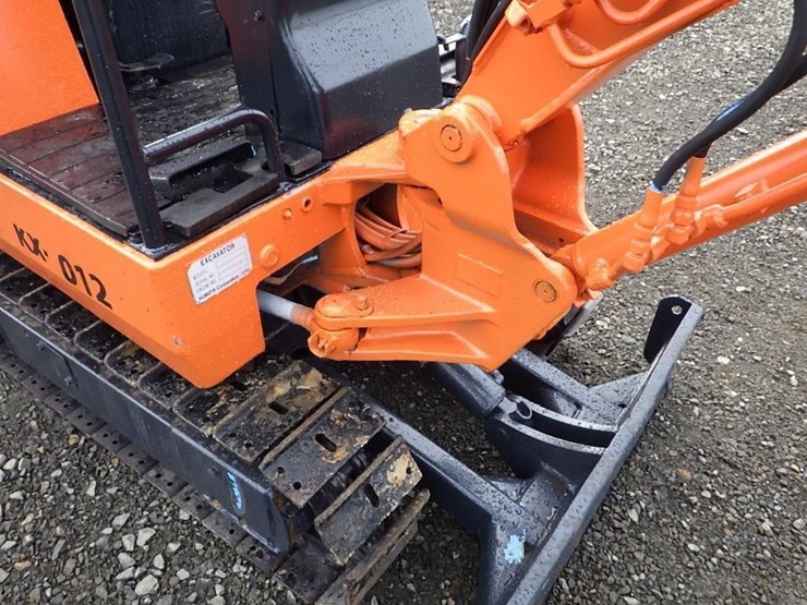 kubota-kx012-image-23