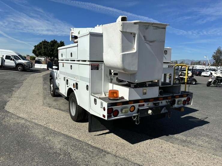 2016-ford-f550-sd-image-4