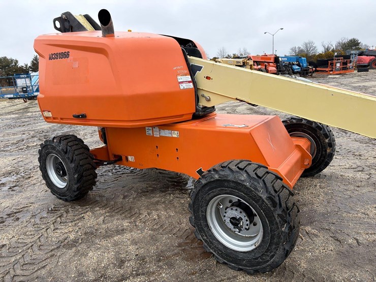 jlg-400s-image-5